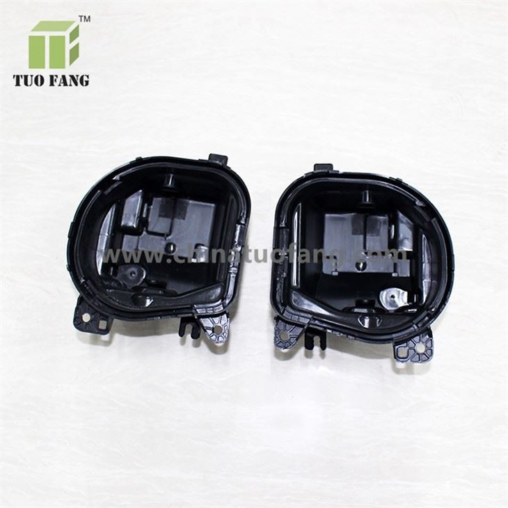 Car Fog Lamp Hood Injection Mould