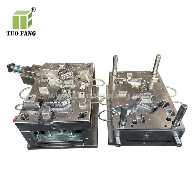 Car Cooling Plastic Coolant Reservoir Mould